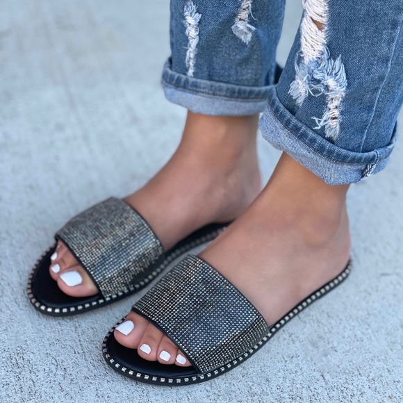 Black Rhinestone Flat Sandals - Picture 3 of 10
